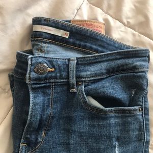 Levi’s 711 Skinny Jeans Size 30R